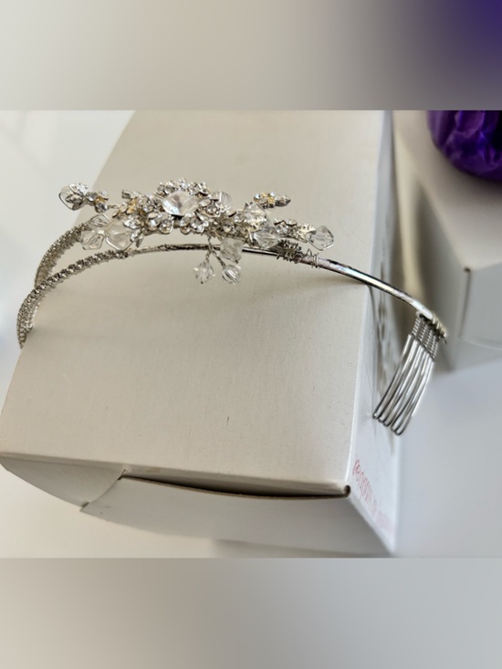 Accessories - Beautiful Silver Crystal Wedding Headpiece Bridal Headband